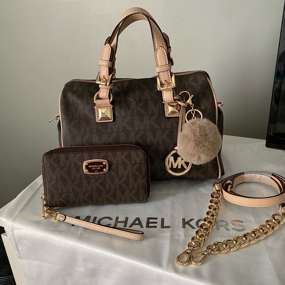 Michael Kors Grayson Satchel With matching wallet - Picture 2 of 12